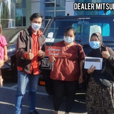 Foto Penyerahan Unit Sales Mitsubishi Pungky (1)